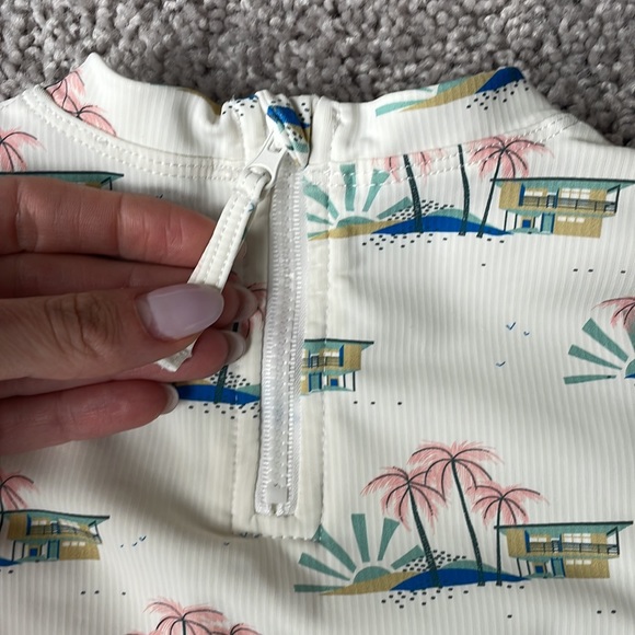 Louise Misha Rash Guard - Picture 6 of 6